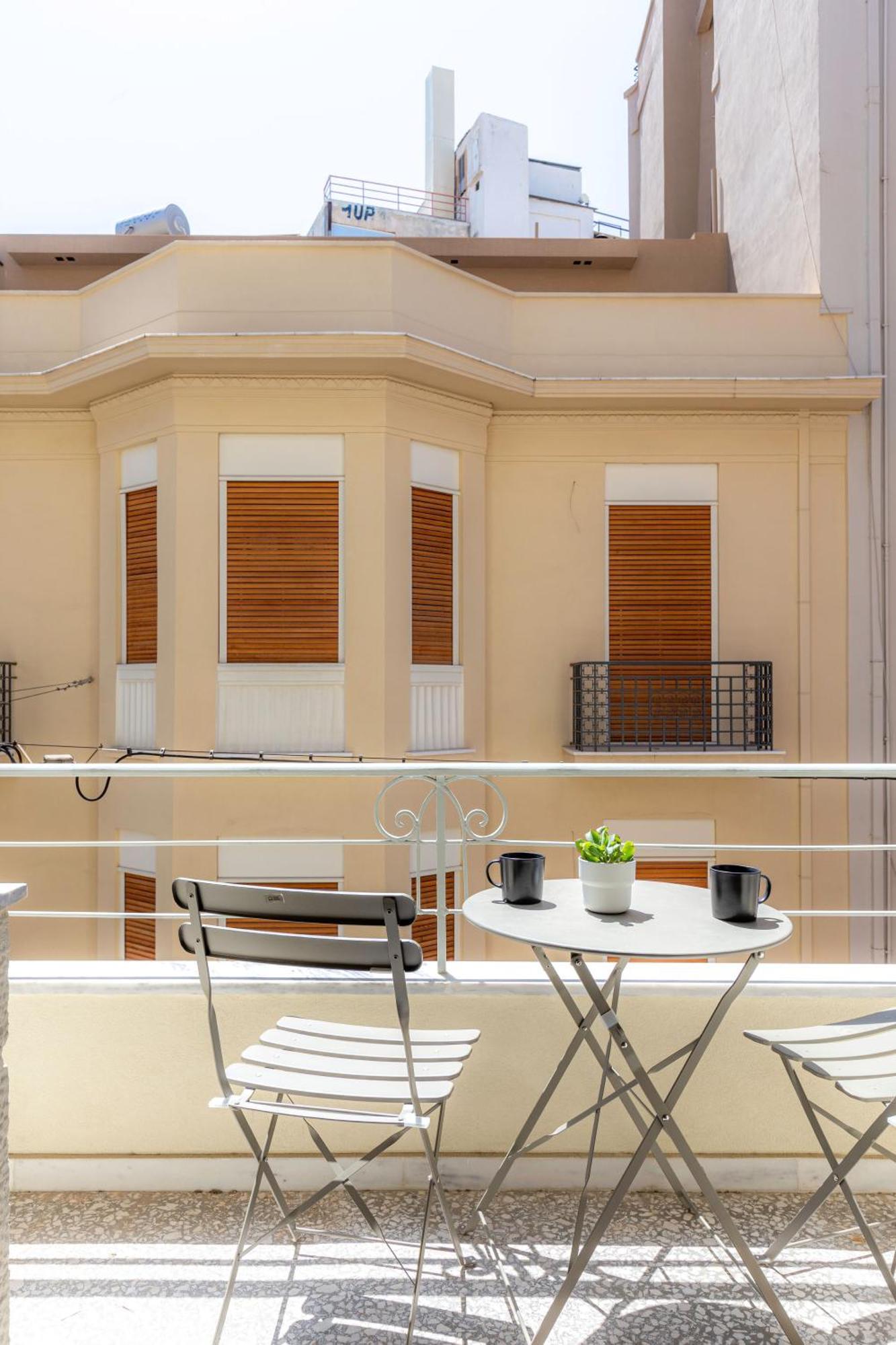 Mooeve Exarchia Apartment Athens