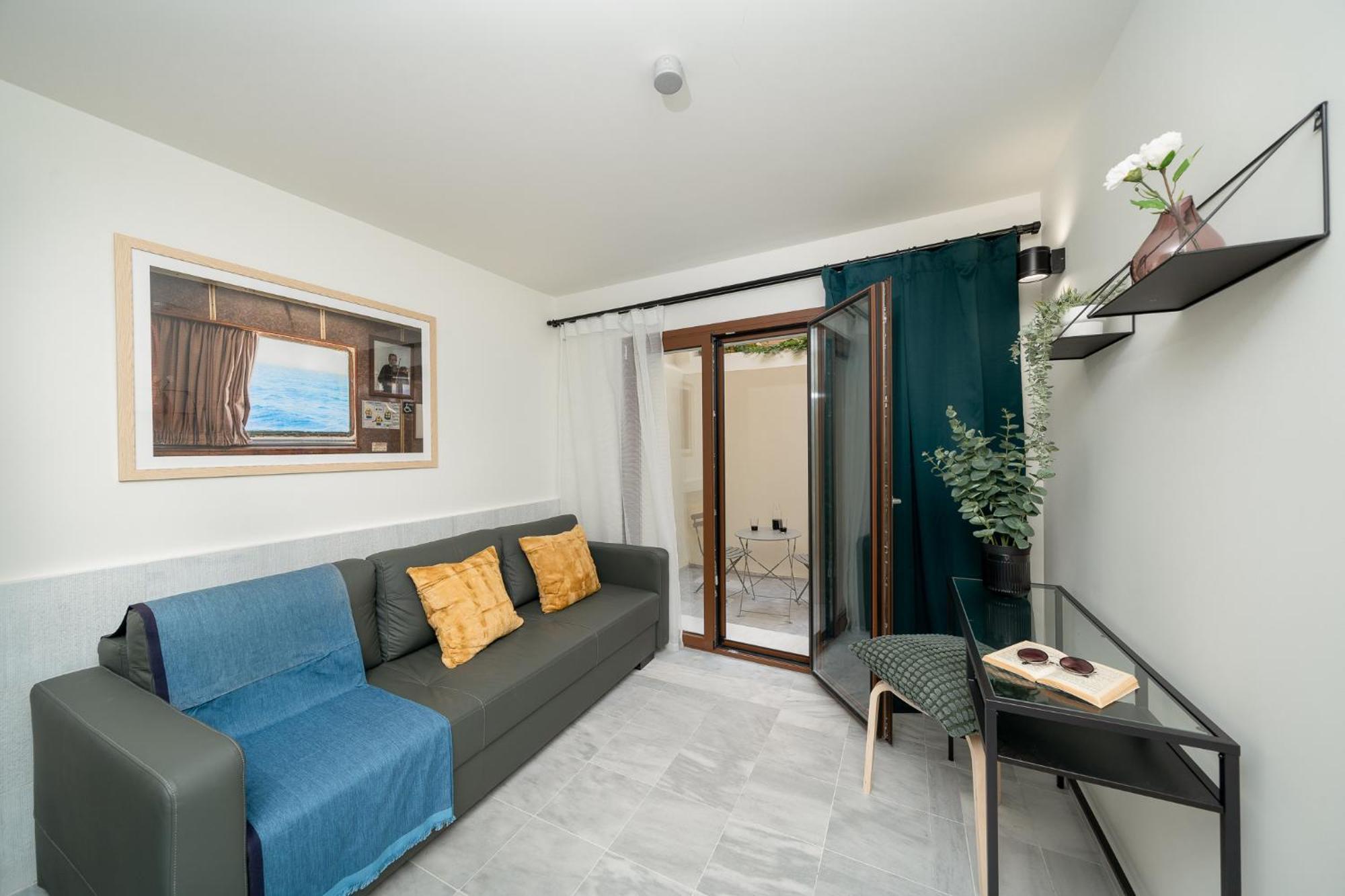 Apartment Mooeve Exarchia Athens